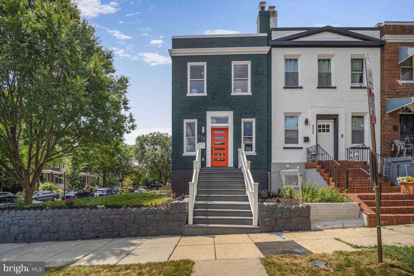 235 ASCOT PL NE, WASHINGTON, District Of Columbia 20002, 4 Bedrooms Bedrooms, ,3 BathroomsBathrooms,Residential,For sale,235 ASCOT PL NE,DCDC2209386 MLS # DCDC2209386
