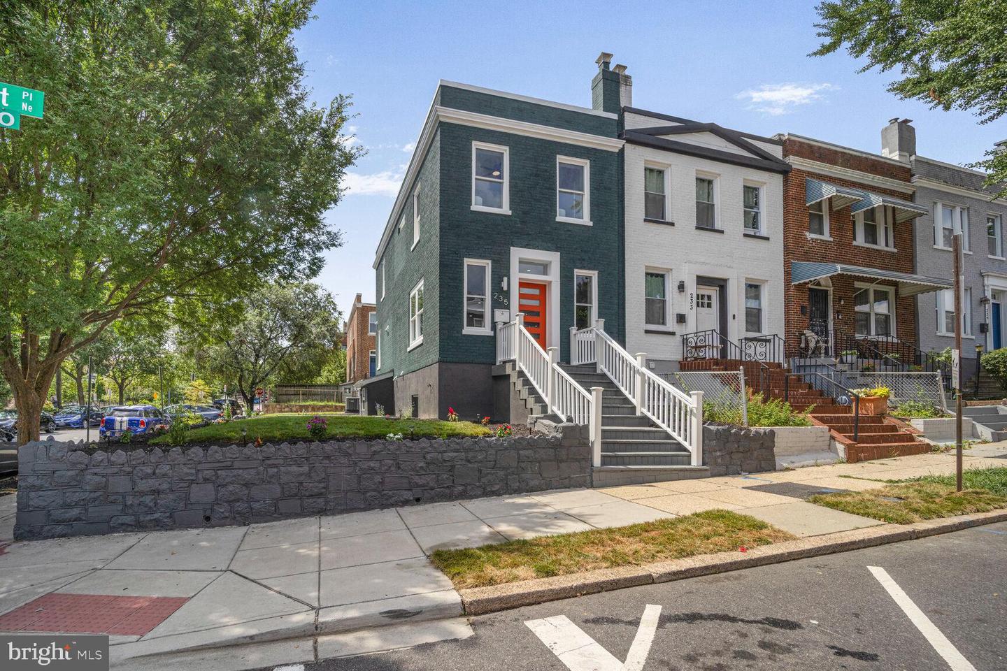 235 ASCOT PL NE, WASHINGTON, District Of Columbia 20002, 4 Bedrooms Bedrooms, ,3 BathroomsBathrooms,Residential,For sale,235 ASCOT PL NE,DCDC2209386 MLS # DCDC2209386