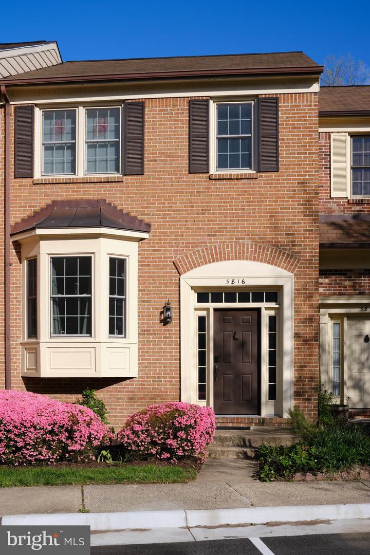 3816 USHER CT, ALEXANDRIA, Virginia 22304, 2 Bedrooms Bedrooms, ,2 BathroomsBathrooms,Residential,For sale,3816 USHER CT,VAAX2047312 MLS # VAAX2047312