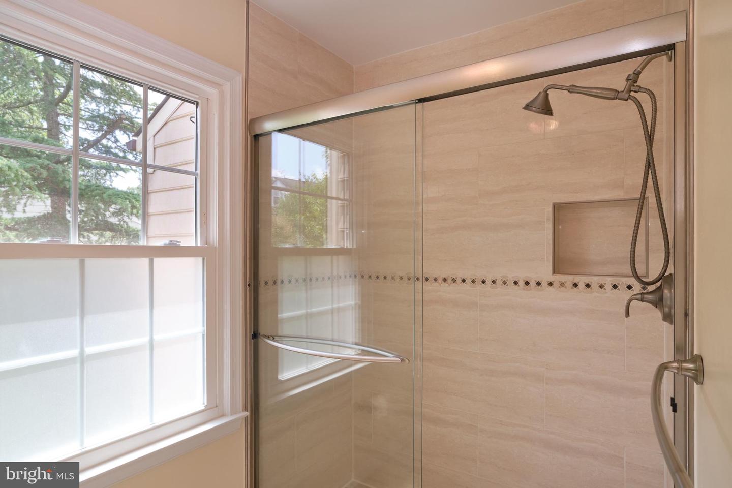 3816 USHER CT, ALEXANDRIA, Virginia 22304, 2 Bedrooms Bedrooms, ,2 BathroomsBathrooms,Residential,For sale,3816 USHER CT,VAAX2047312 MLS # VAAX2047312
