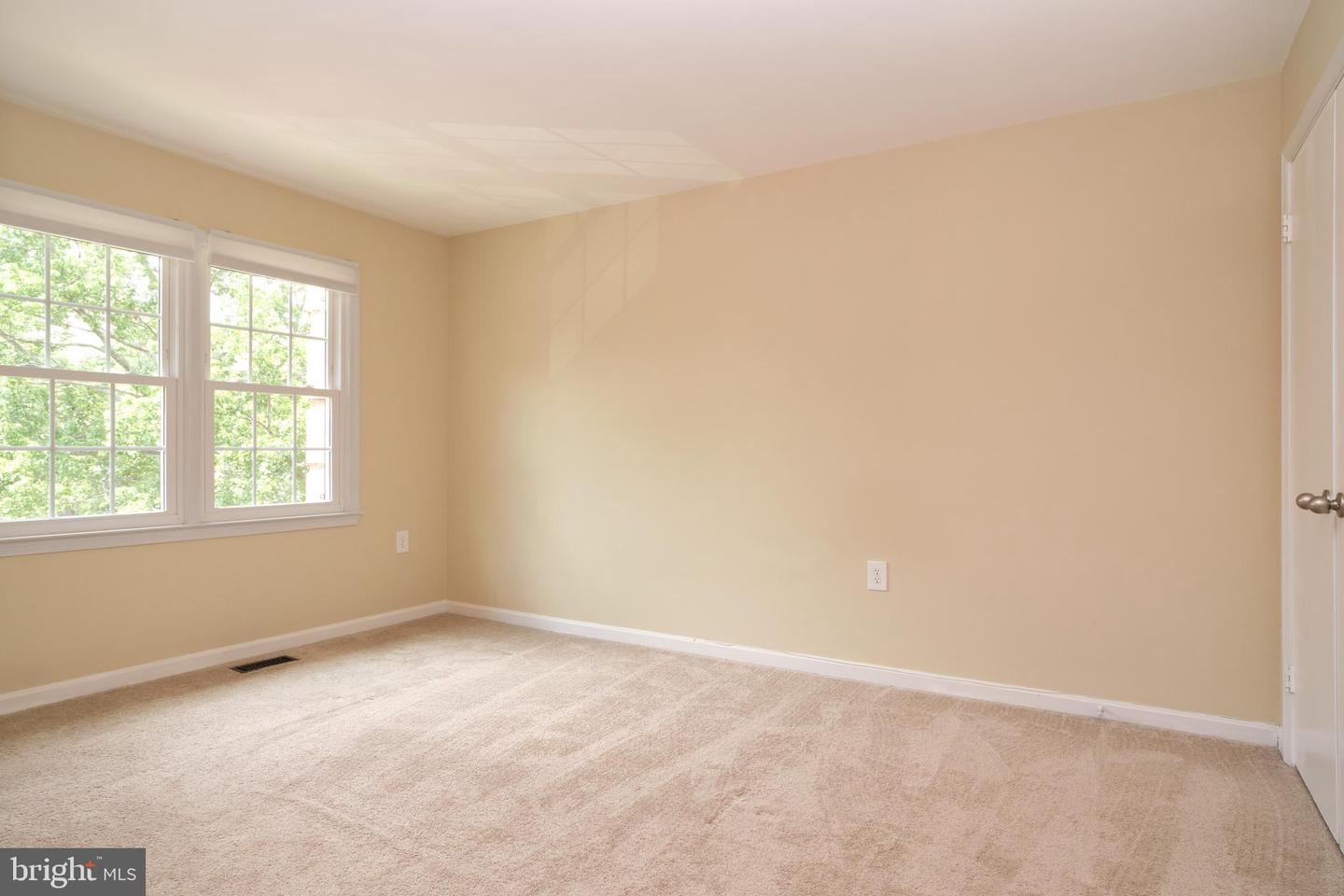 3816 USHER CT, ALEXANDRIA, Virginia 22304, 2 Bedrooms Bedrooms, ,2 BathroomsBathrooms,Residential,For sale,3816 USHER CT,VAAX2047312 MLS # VAAX2047312