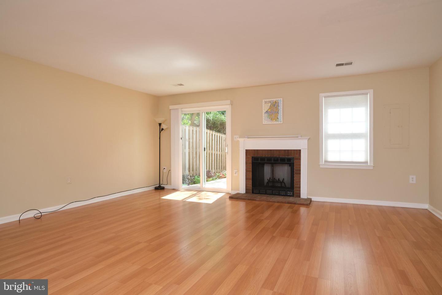 3816 USHER CT, ALEXANDRIA, Virginia 22304, 2 Bedrooms Bedrooms, ,2 BathroomsBathrooms,Residential,For sale,3816 USHER CT,VAAX2047312 MLS # VAAX2047312