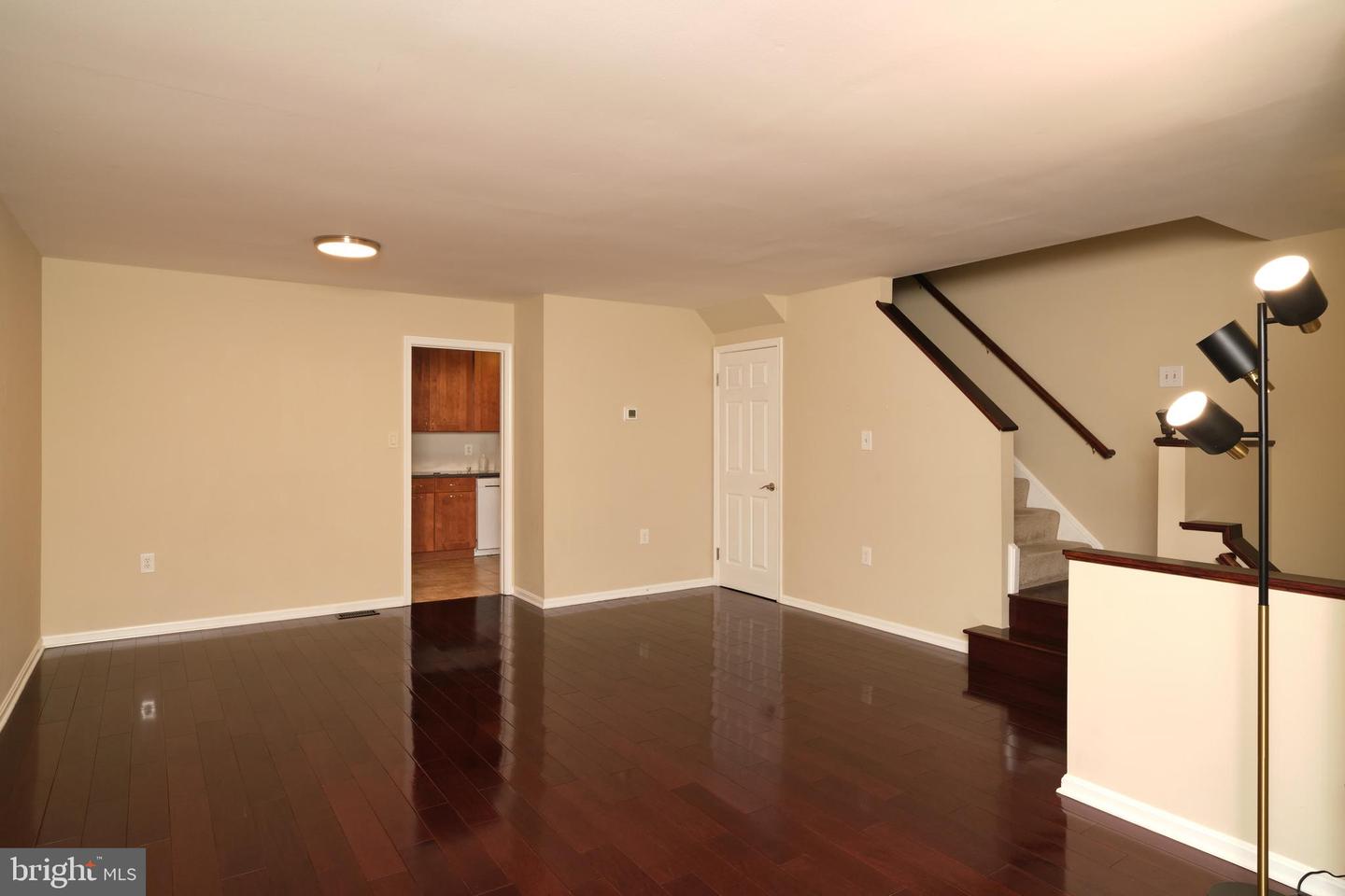 3816 USHER CT, ALEXANDRIA, Virginia 22304, 2 Bedrooms Bedrooms, ,2 BathroomsBathrooms,Residential,For sale,3816 USHER CT,VAAX2047312 MLS # VAAX2047312