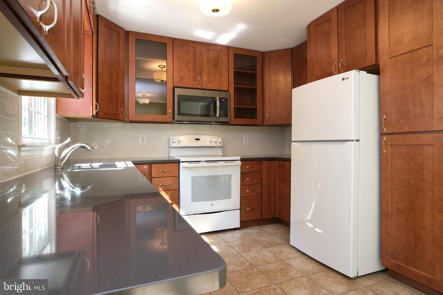 3816 USHER CT, ALEXANDRIA, Virginia 22304, 2 Bedrooms Bedrooms, ,2 BathroomsBathrooms,Residential,For sale,3816 USHER CT,VAAX2047312 MLS # VAAX2047312