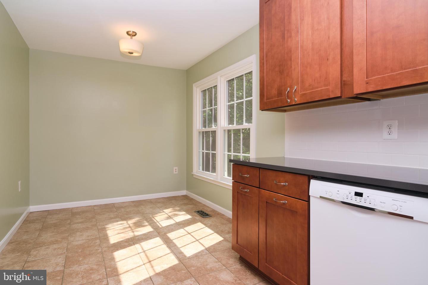 3816 USHER CT, ALEXANDRIA, Virginia 22304, 2 Bedrooms Bedrooms, ,2 BathroomsBathrooms,Residential,For sale,3816 USHER CT,VAAX2047312 MLS # VAAX2047312