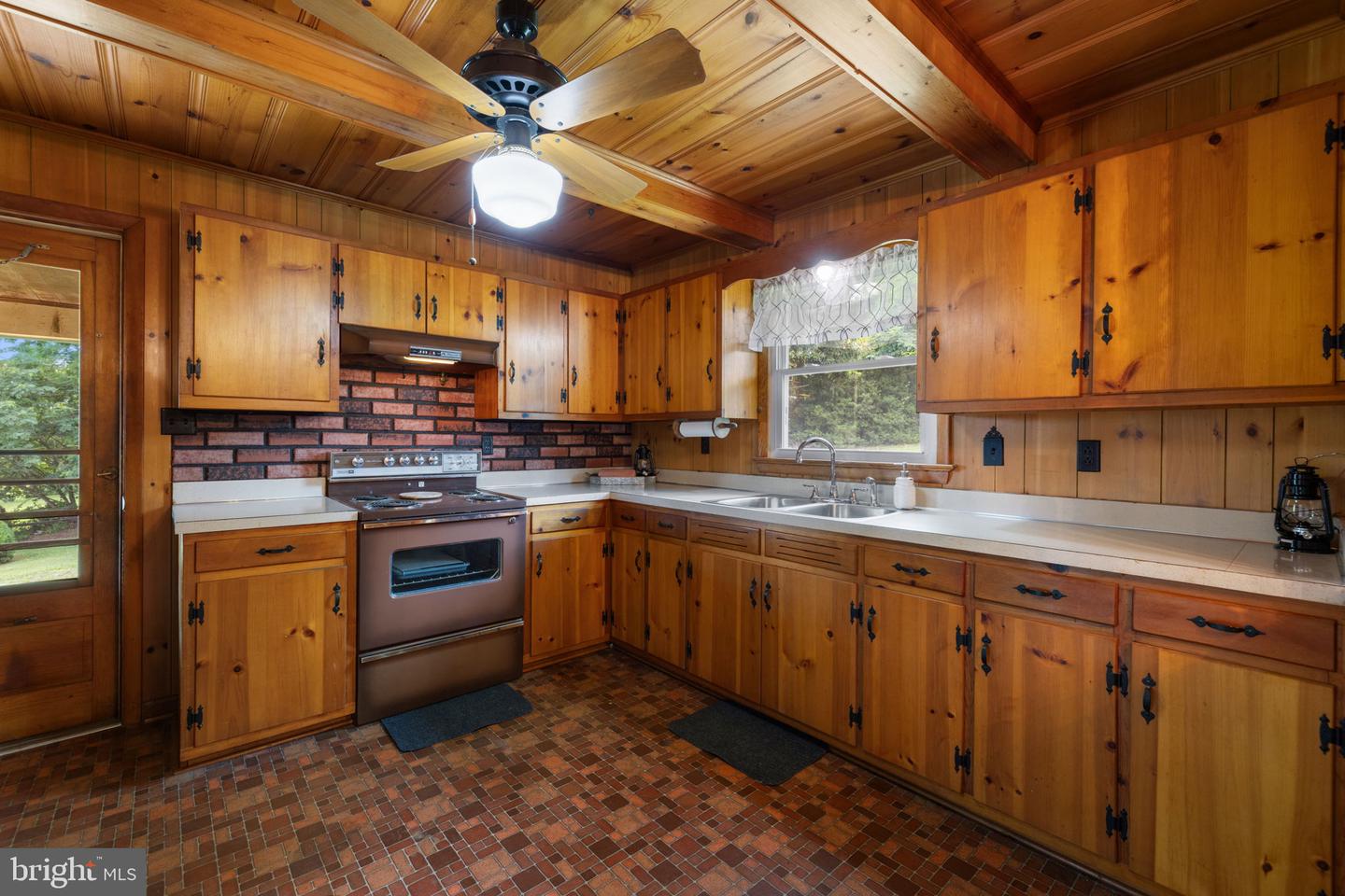27 ATKINS RD, SPERRYVILLE, Virginia 22740, 3 Bedrooms Bedrooms, ,1 BathroomBathrooms,Residential,For sale,27 ATKINS RD,VARP2002178 MLS # VARP2002178
