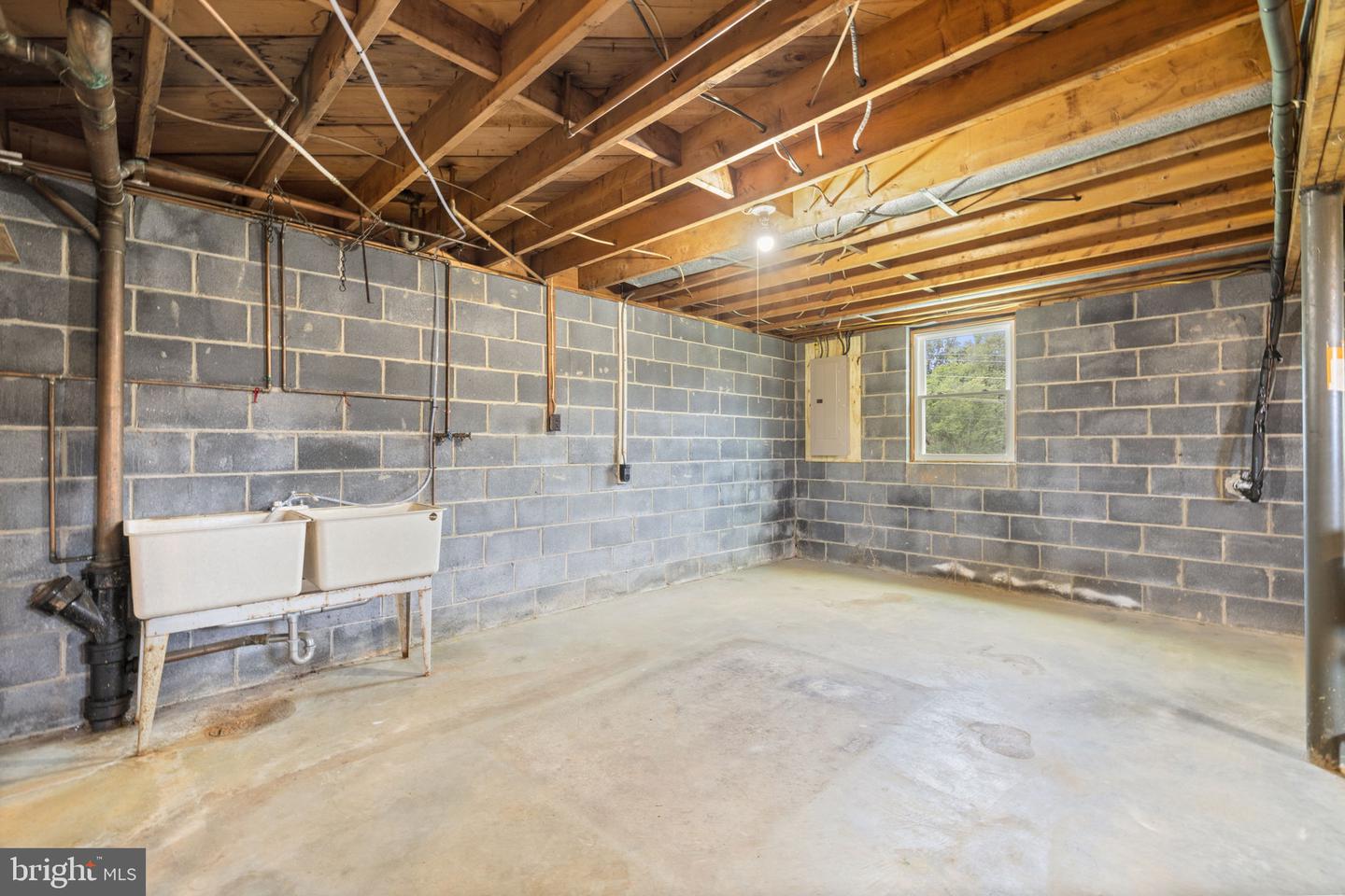 27 ATKINS RD, SPERRYVILLE, Virginia 22740, 3 Bedrooms Bedrooms, ,1 BathroomBathrooms,Residential,For sale,27 ATKINS RD,VARP2002178 MLS # VARP2002178
