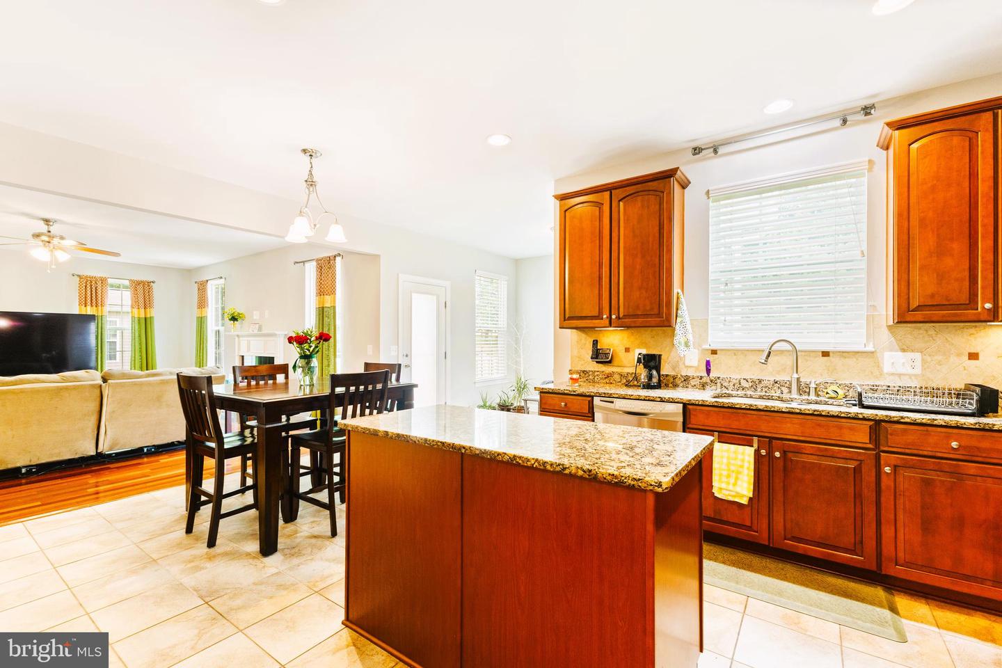 8326 MINERAL SPRINGS DR, MANASSAS, Virginia 20112, 5 Bedrooms Bedrooms, ,3 BathroomsBathrooms,Residential,For sale,8326 MINERAL SPRINGS DR,VAPW2099108 MLS # VAPW2099108