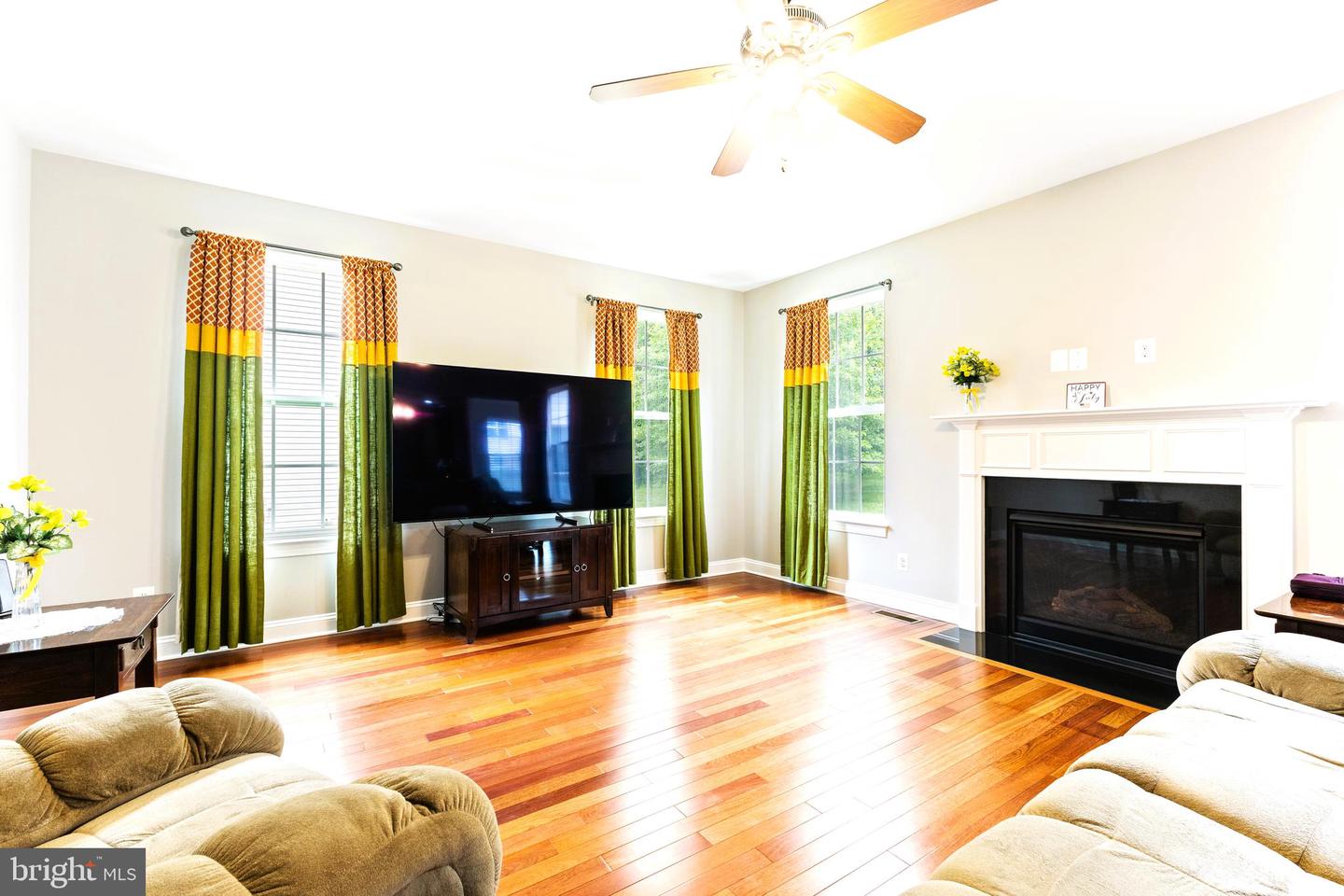 8326 MINERAL SPRINGS DR, MANASSAS, Virginia 20112, 5 Bedrooms Bedrooms, ,3 BathroomsBathrooms,Residential,For sale,8326 MINERAL SPRINGS DR,VAPW2099108 MLS # VAPW2099108