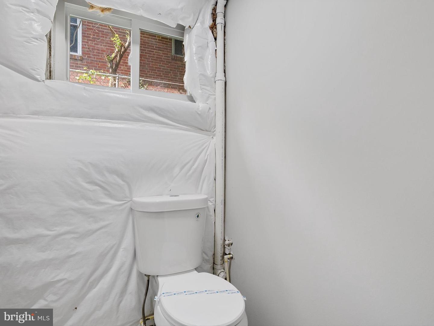 7200 8TH ST NW, WASHINGTON, District Of Columbia 20012, 3 Bedrooms Bedrooms, ,1 BathroomBathrooms,Residential,For sale,7200 8TH ST NW,DCDC2210140 MLS # DCDC2210140
