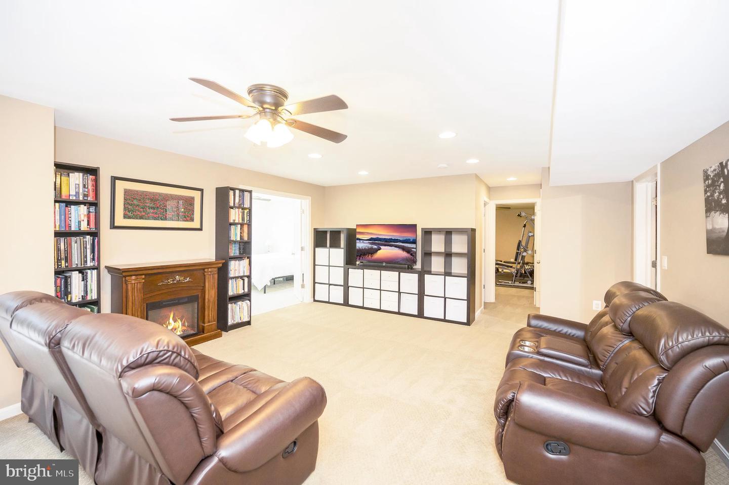 41 GALLERY RD, STAFFORD, Virginia 22554, 6 Bedrooms Bedrooms, ,3 BathroomsBathrooms,Residential,For sale,41 GALLERY RD,VAST2040834 MLS # VAST2040834