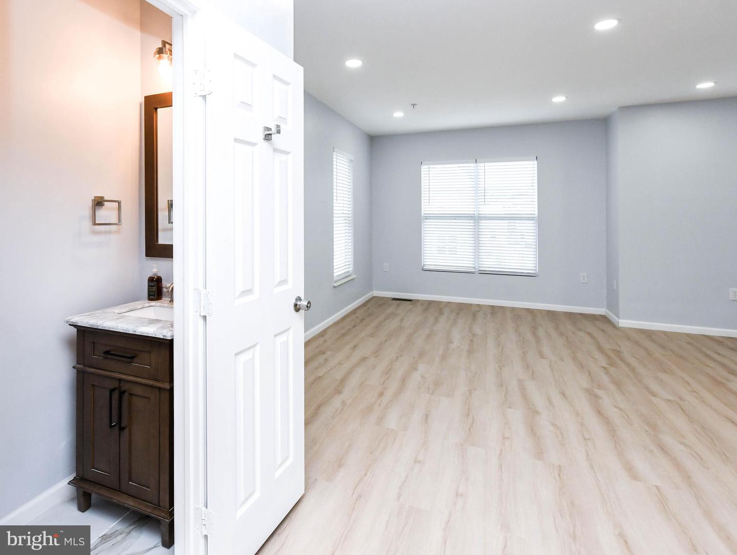 5016 IVORY WALTERS LN SE, WASHINGTON, District Of Columbia 20019, 4 Bedrooms Bedrooms, ,3 BathroomsBathrooms,Residential,For sale,5016 IVORY WALTERS LN SE,DCDC2210396 MLS # DCDC2210396