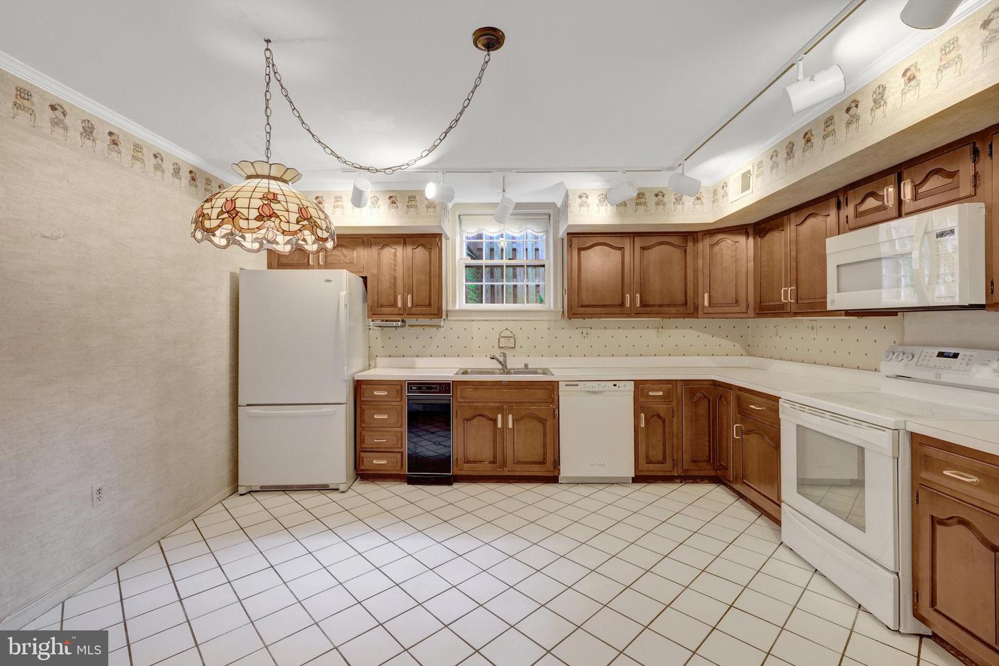 1468 HIGHWOOD DR, MCLEAN, Virginia 22101, 5 Bedrooms Bedrooms, ,3 BathroomsBathrooms,Residential,For sale,1468 HIGHWOOD DR,VAFX2255612 MLS # VAFX2255612