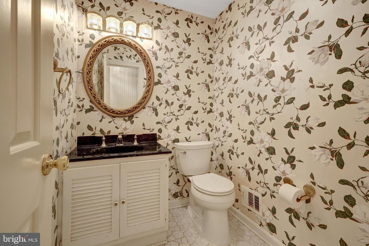 1468 HIGHWOOD DR, MCLEAN, Virginia 22101, 5 Bedrooms Bedrooms, ,3 BathroomsBathrooms,Residential,For sale,1468 HIGHWOOD DR,VAFX2255612 MLS # VAFX2255612