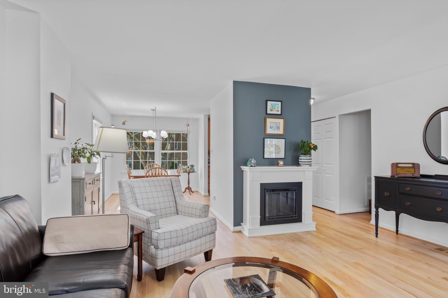 14861 LAMBETH SQ, CENTREVILLE, Virginia 20120, 3 Bedrooms Bedrooms, 7 Rooms Rooms,2 BathroomsBathrooms,Residential,For sale,14861 LAMBETH SQ,VAFX2247968 MLS # VAFX2247968