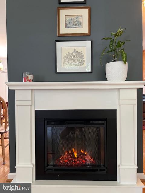 14861 LAMBETH SQ, CENTREVILLE, Virginia 20120, 3 Bedrooms Bedrooms, 7 Rooms Rooms,2 BathroomsBathrooms,Residential,For sale,14861 LAMBETH SQ,VAFX2247968 MLS # VAFX2247968