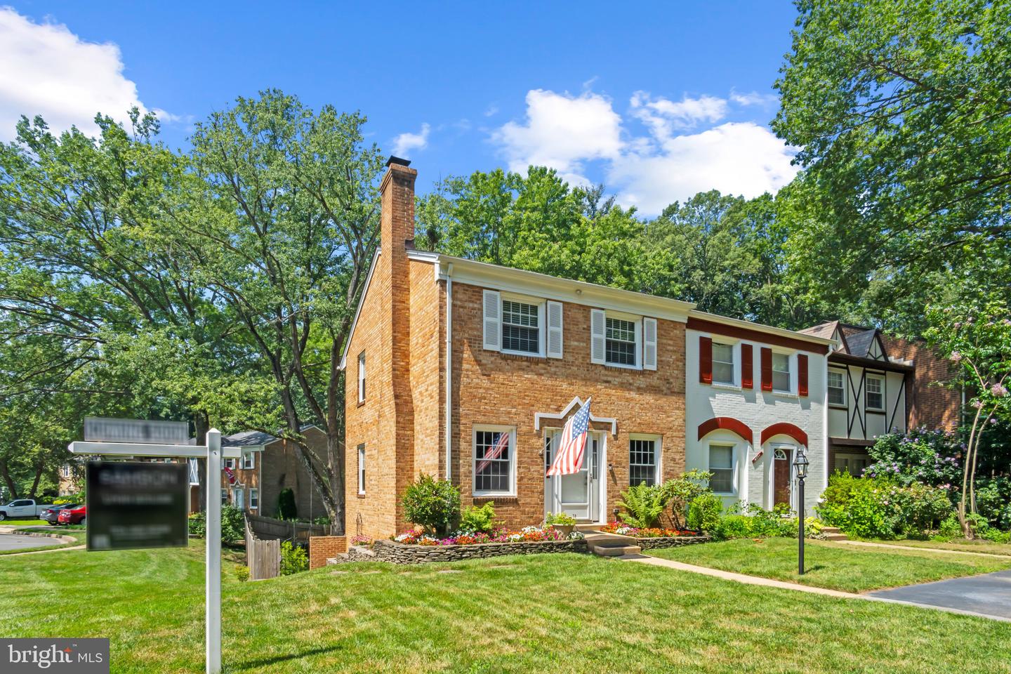 14861 LAMBETH SQ, CENTREVILLE, Virginia 20120, 3 Bedrooms Bedrooms, 7 Rooms Rooms,2 BathroomsBathrooms,Residential,For sale,14861 LAMBETH SQ,VAFX2247968 MLS # VAFX2247968