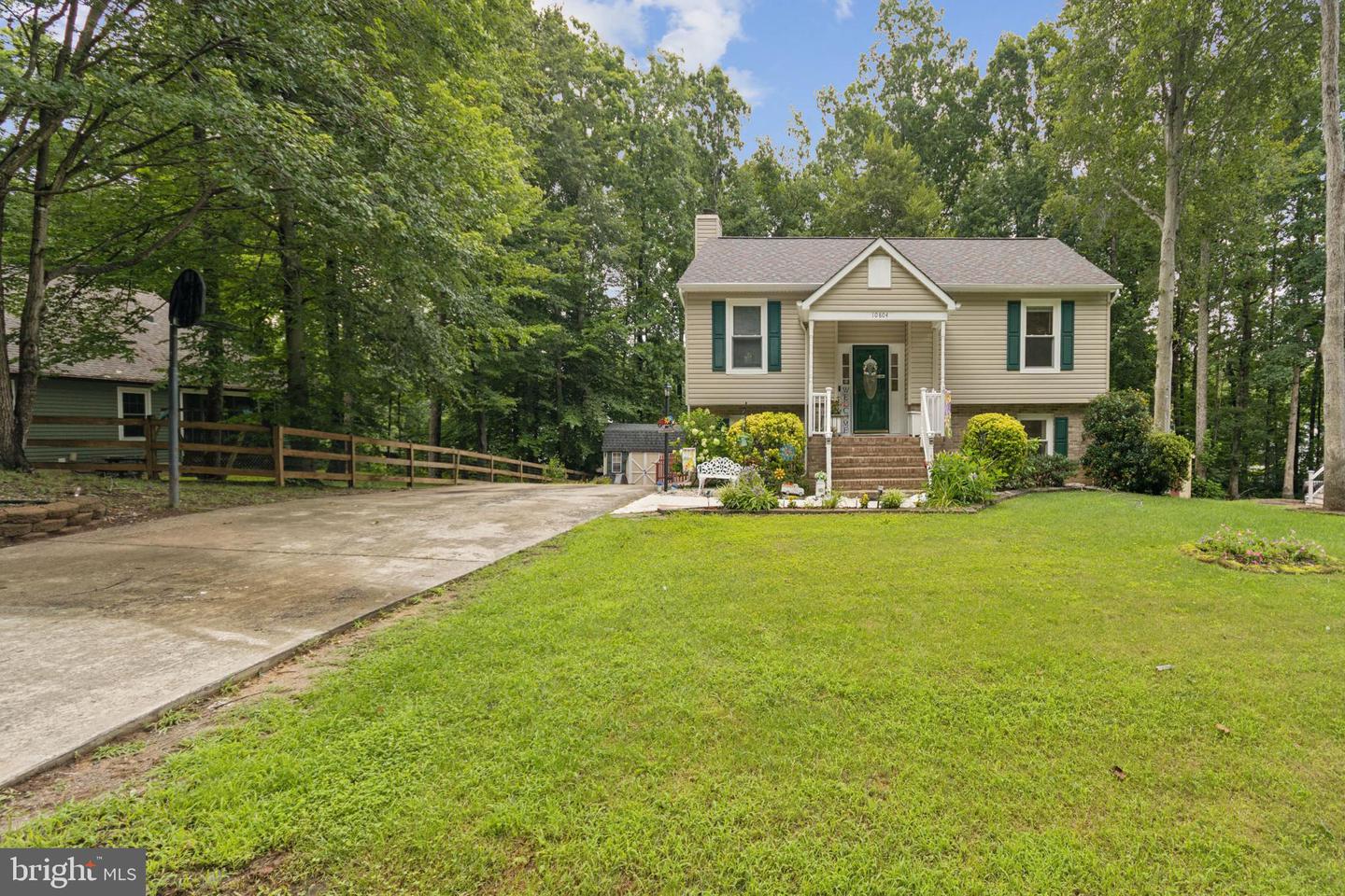 10804 COBBLESTONE DR, SPOTSYLVANIA, Virginia 22553, 4 Bedrooms Bedrooms, ,2 BathroomsBathrooms,Residential,For sale,10804 COBBLESTONE DR,VASP2034598 MLS # VASP2034598