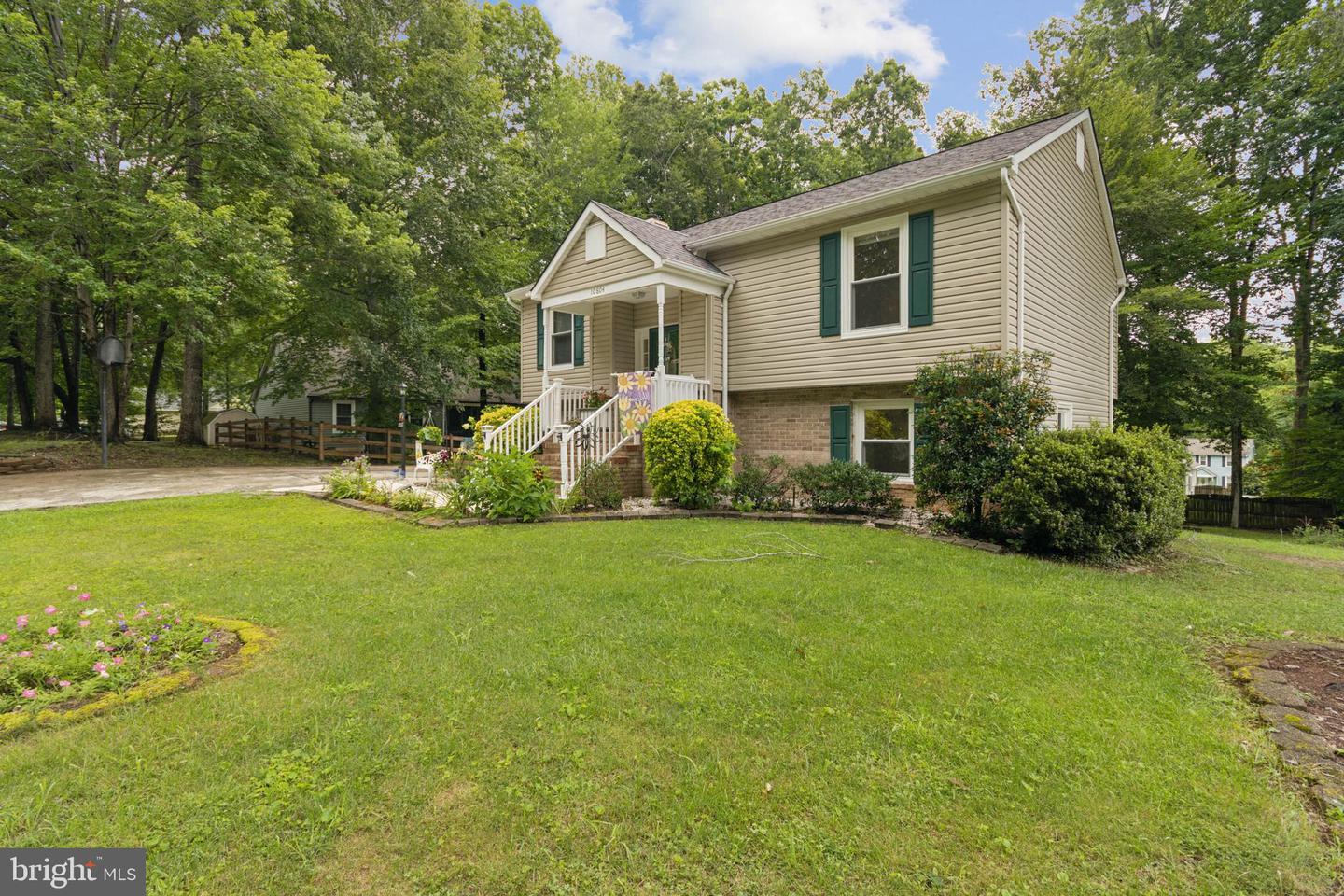 10804 COBBLESTONE DR, SPOTSYLVANIA, Virginia 22553, 4 Bedrooms Bedrooms, ,2 BathroomsBathrooms,Residential,For sale,10804 COBBLESTONE DR,VASP2034598 MLS # VASP2034598