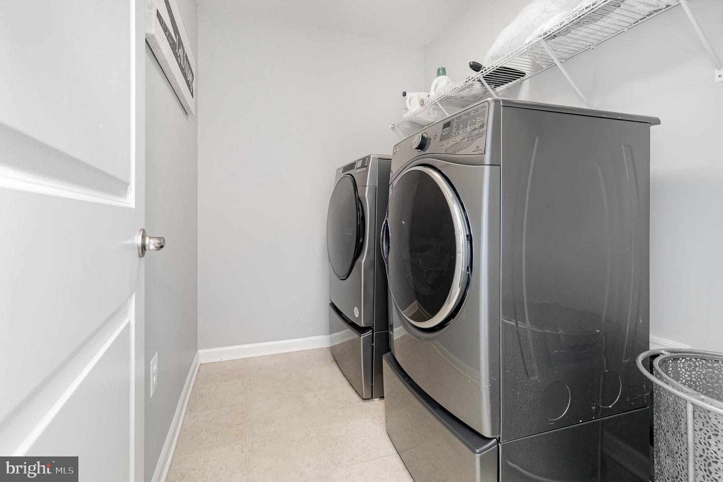 1106 OAKWOOD ST, FREDERICKSBURG, Virginia 22401, 3 Bedrooms Bedrooms, ,2 BathroomsBathrooms,Residential,For sale,1106 OAKWOOD ST,VAFB2008554 MLS # VAFB2008554