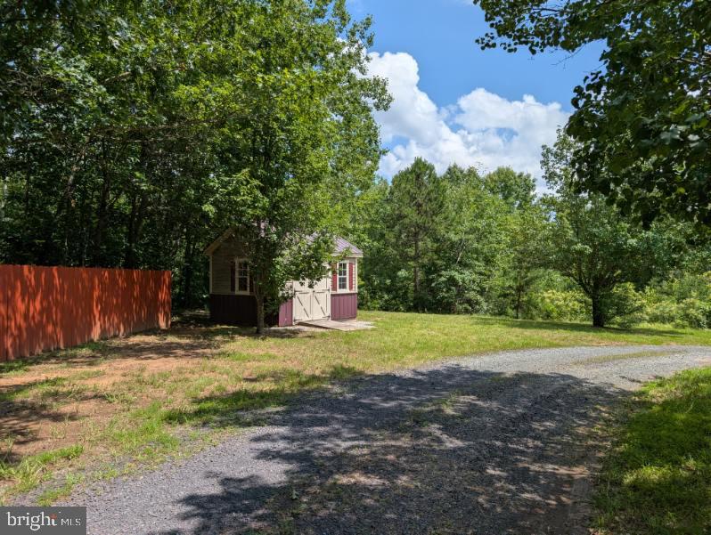 3856 RAPIDAN HILLS DR, LOCUST GROVE, Virginia 22508, 3 Bedrooms Bedrooms, ,3 BathroomsBathrooms,Residential,For sale,3856 RAPIDAN HILLS DR,VAOR2010212 MLS # VAOR2010212