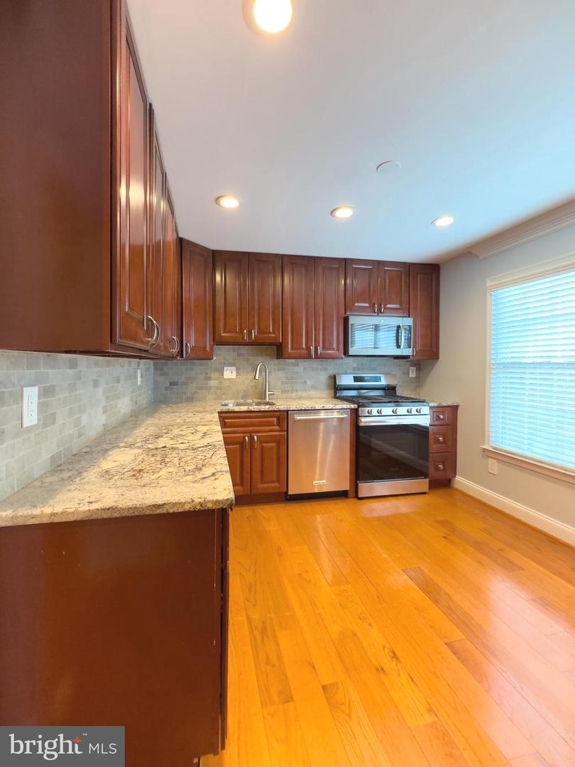 2419 ANSDEL CT, RESTON, Virginia 20191, 3 Bedrooms Bedrooms, ,2 BathroomsBathrooms,Residential,For sale,2419 ANSDEL CT,VAFX2255722 MLS # VAFX2255722