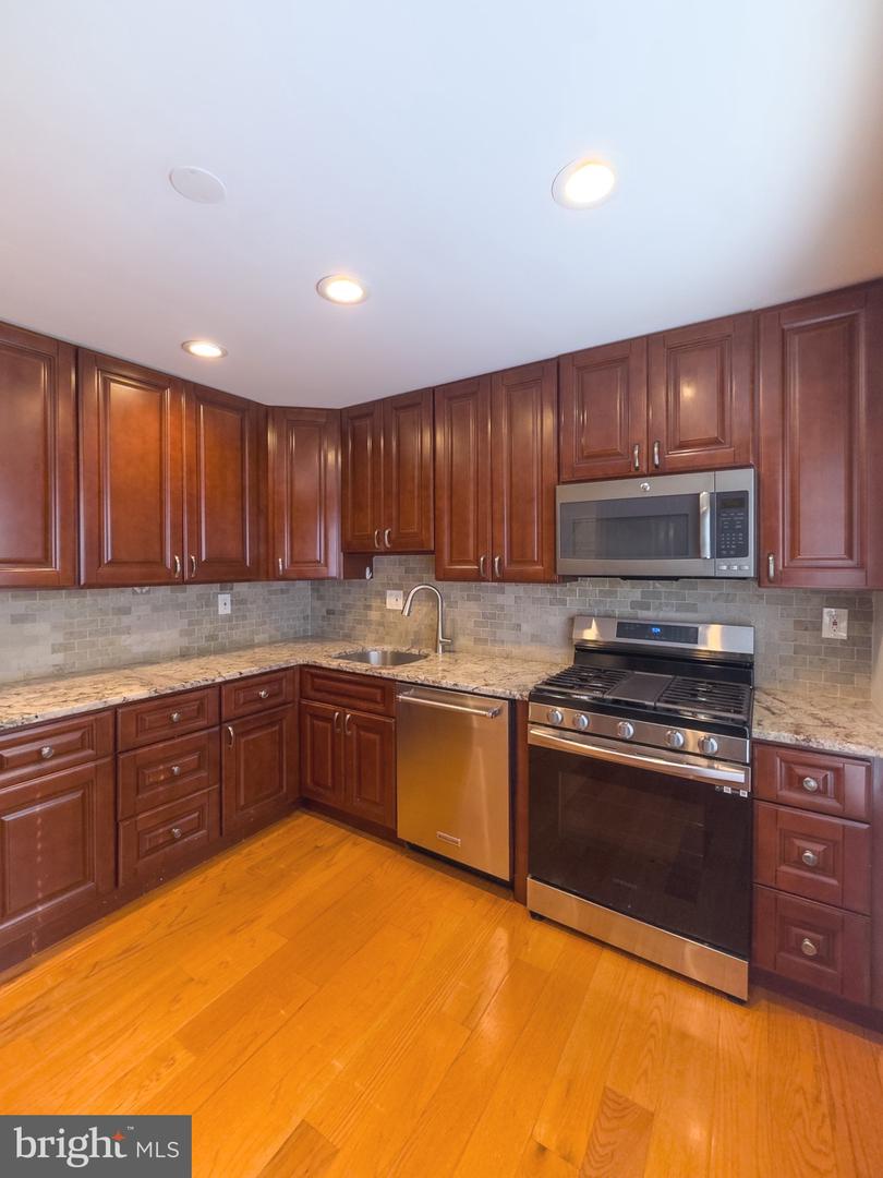 2419 ANSDEL CT, RESTON, Virginia 20191, 3 Bedrooms Bedrooms, ,2 BathroomsBathrooms,Residential,For sale,2419 ANSDEL CT,VAFX2255722 MLS # VAFX2255722