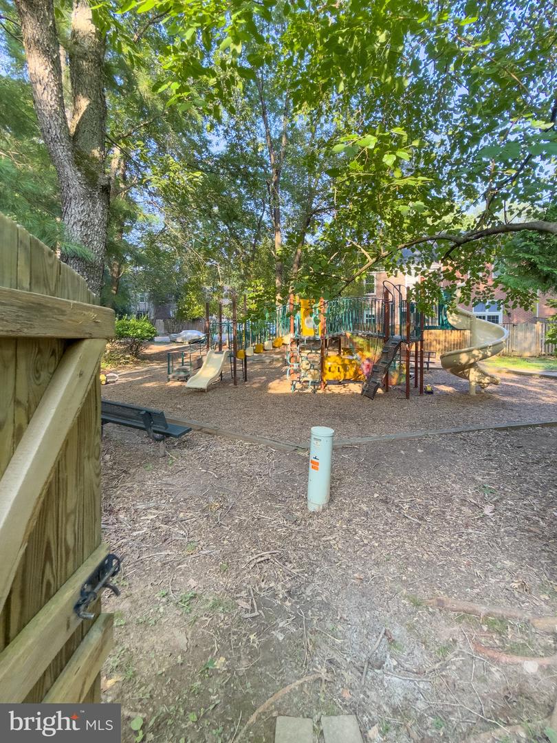 2419 ANSDEL CT, RESTON, Virginia 20191, 3 Bedrooms Bedrooms, ,2 BathroomsBathrooms,Residential,For sale,2419 ANSDEL CT,VAFX2255722 MLS # VAFX2255722