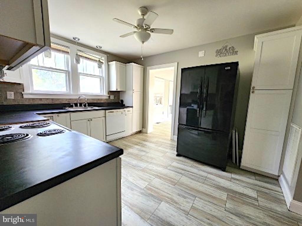 21 PORT REPUBLIC RD, HARRISONBURG, Virginia 22801, 5 Bedrooms Bedrooms, ,2 BathroomsBathrooms,Residential,For sale,21 PORT REPUBLIC RD,VAHC2000450 MLS # VAHC2000450