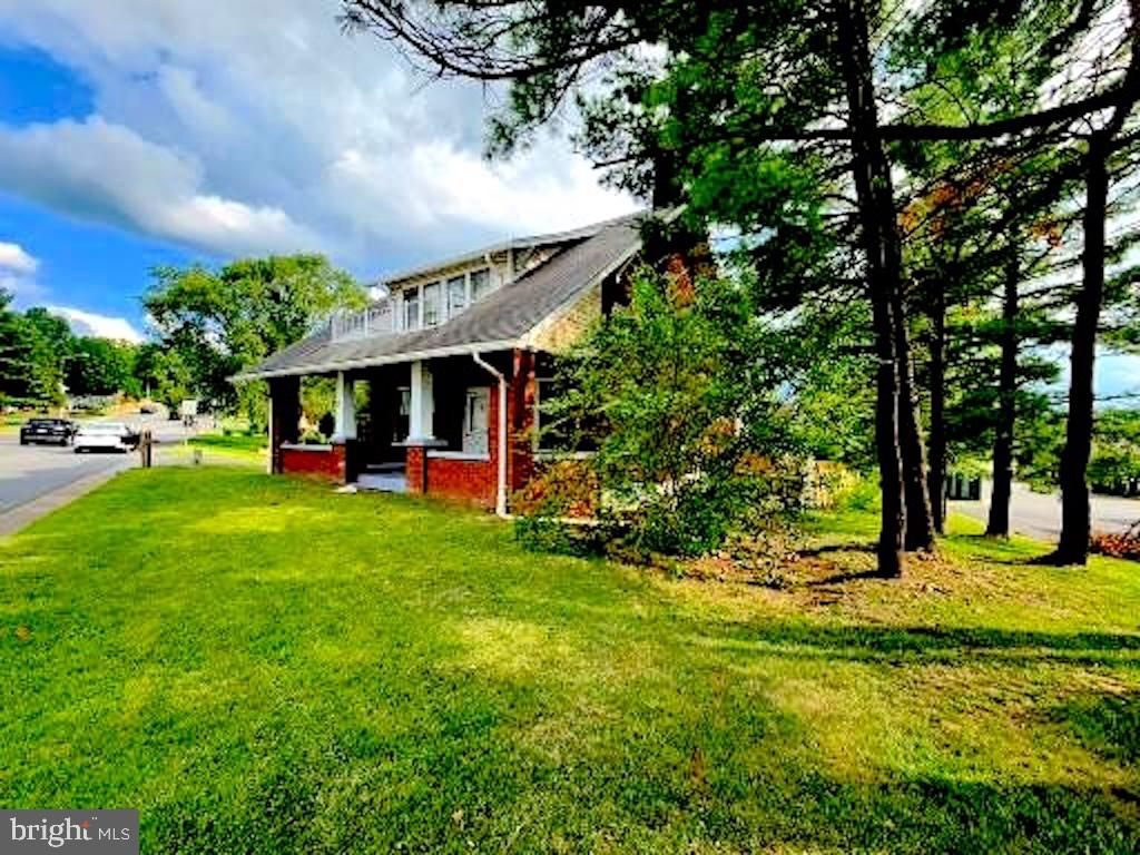 21 PORT REPUBLIC RD, HARRISONBURG, Virginia 22801, 5 Bedrooms Bedrooms, ,2 BathroomsBathrooms,Residential,For sale,21 PORT REPUBLIC RD,VAHC2000450 MLS # VAHC2000450