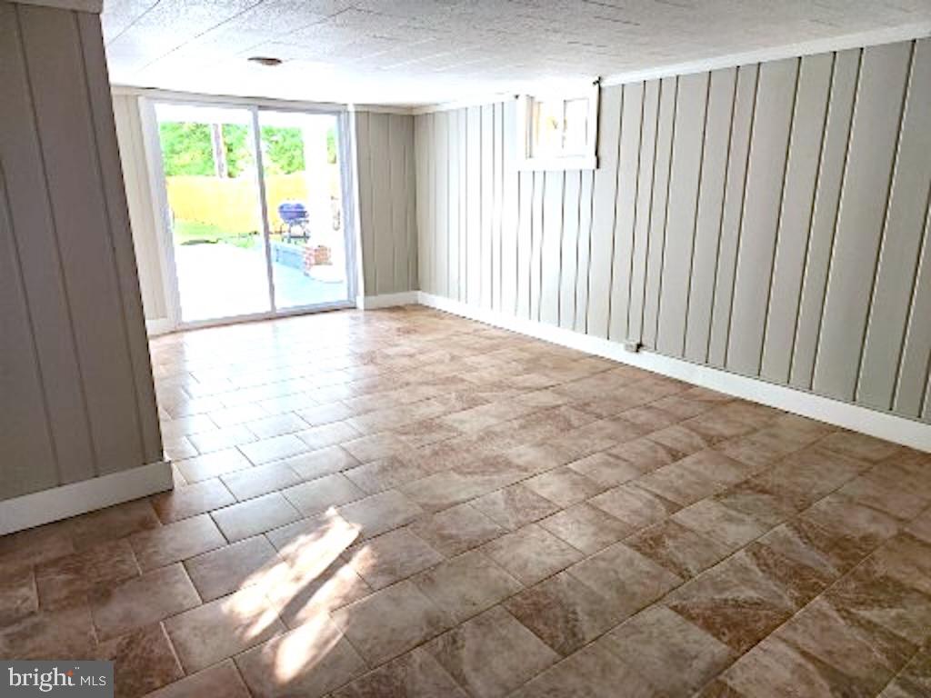 21 PORT REPUBLIC RD, HARRISONBURG, Virginia 22801, 5 Bedrooms Bedrooms, ,2 BathroomsBathrooms,Residential,For sale,21 PORT REPUBLIC RD,VAHC2000450 MLS # VAHC2000450