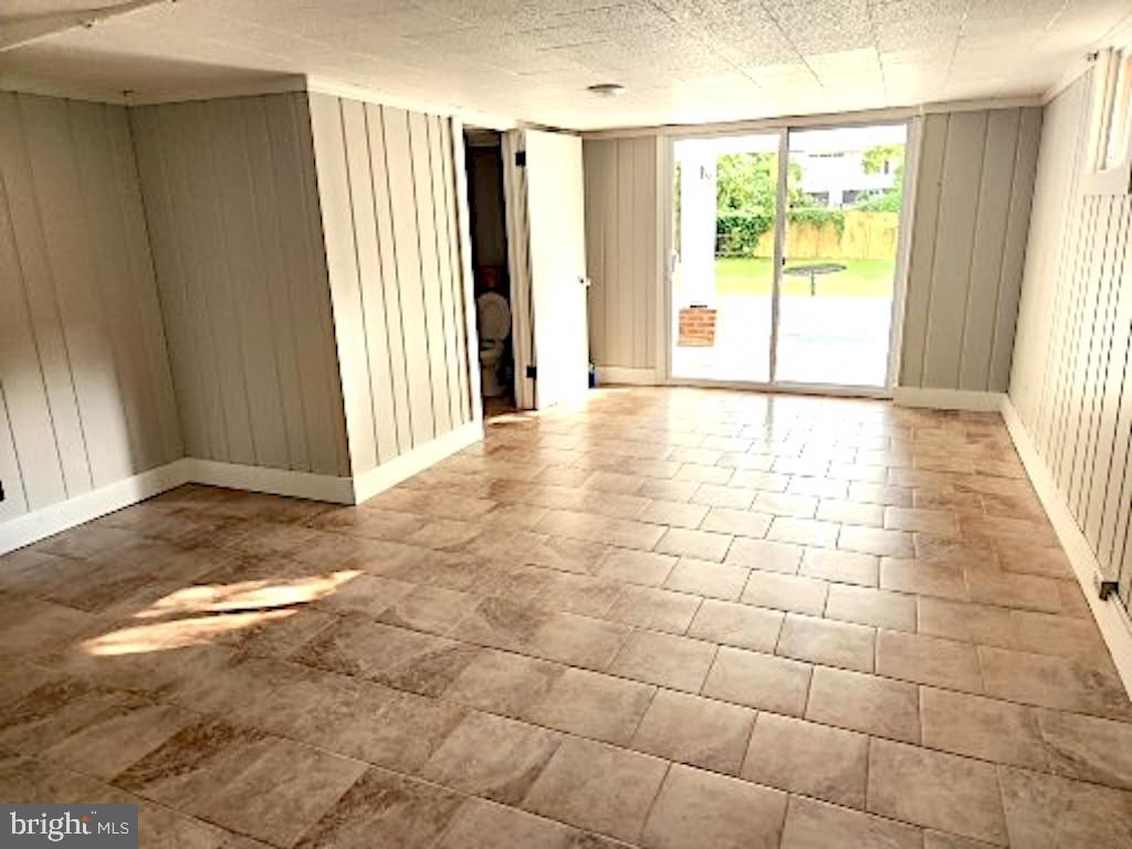 21 PORT REPUBLIC RD, HARRISONBURG, Virginia 22801, 5 Bedrooms Bedrooms, ,2 BathroomsBathrooms,Residential,For sale,21 PORT REPUBLIC RD,VAHC2000450 MLS # VAHC2000450