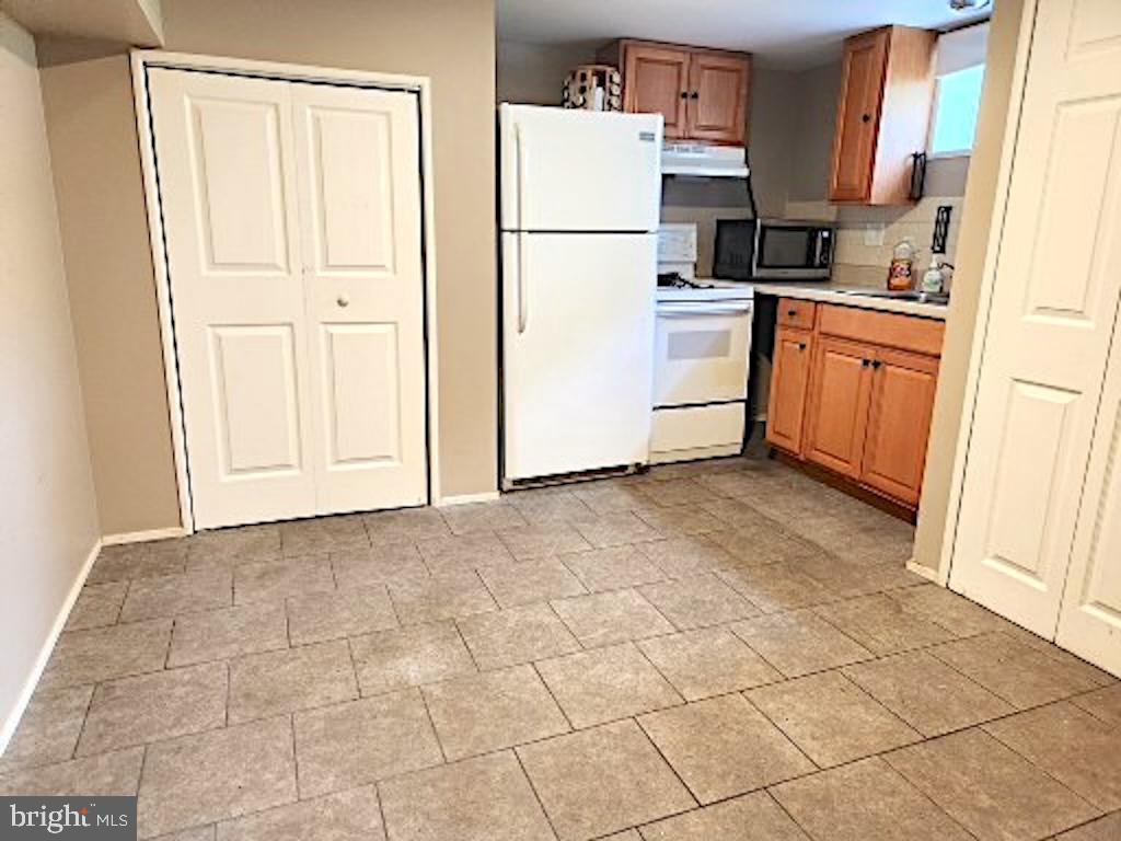 21 PORT REPUBLIC RD, HARRISONBURG, Virginia 22801, 5 Bedrooms Bedrooms, ,2 BathroomsBathrooms,Residential,For sale,21 PORT REPUBLIC RD,VAHC2000450 MLS # VAHC2000450