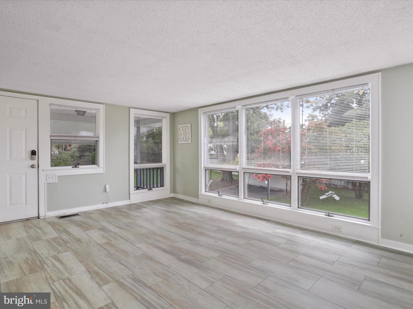 21 PORT REPUBLIC RD, HARRISONBURG, Virginia 22801, 5 Bedrooms Bedrooms, ,2 BathroomsBathrooms,Residential,For sale,21 PORT REPUBLIC RD,VAHC2000450 MLS # VAHC2000450