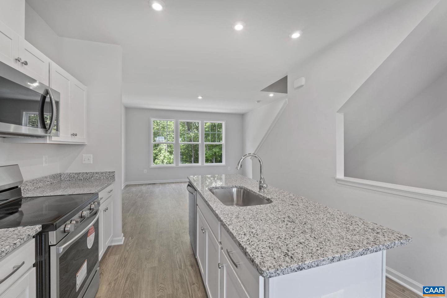 2263 WOODBURN RD, CHARLOTTESVILLE, Virginia 22901, 2 Bedrooms Bedrooms, ,2 BathroomsBathrooms,Residential,For sale,2263 WOODBURN RD,666747 MLS # 666747