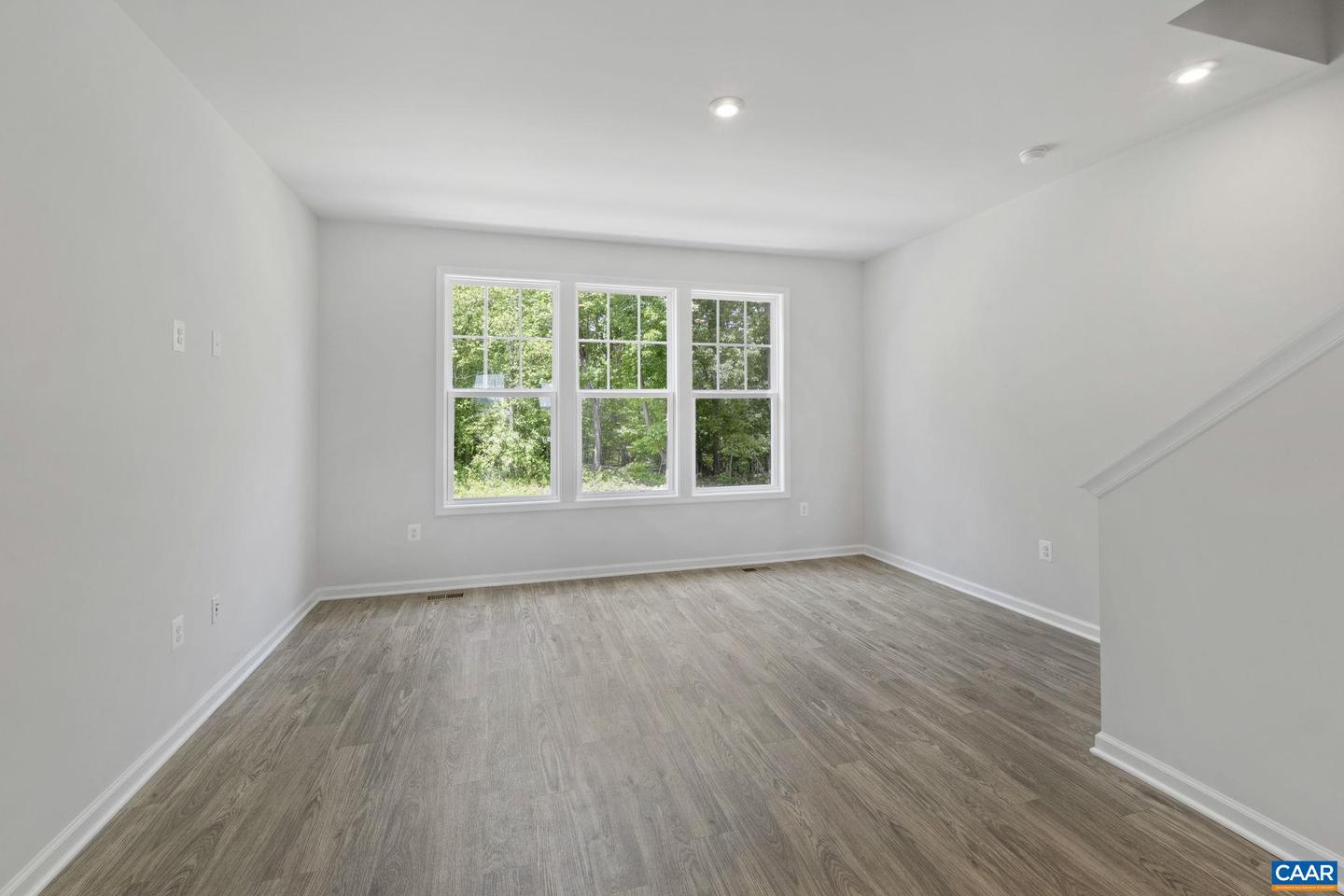 2263 WOODBURN RD, CHARLOTTESVILLE, Virginia 22901, 2 Bedrooms Bedrooms, ,2 BathroomsBathrooms,Residential,For sale,2263 WOODBURN RD,666747 MLS # 666747