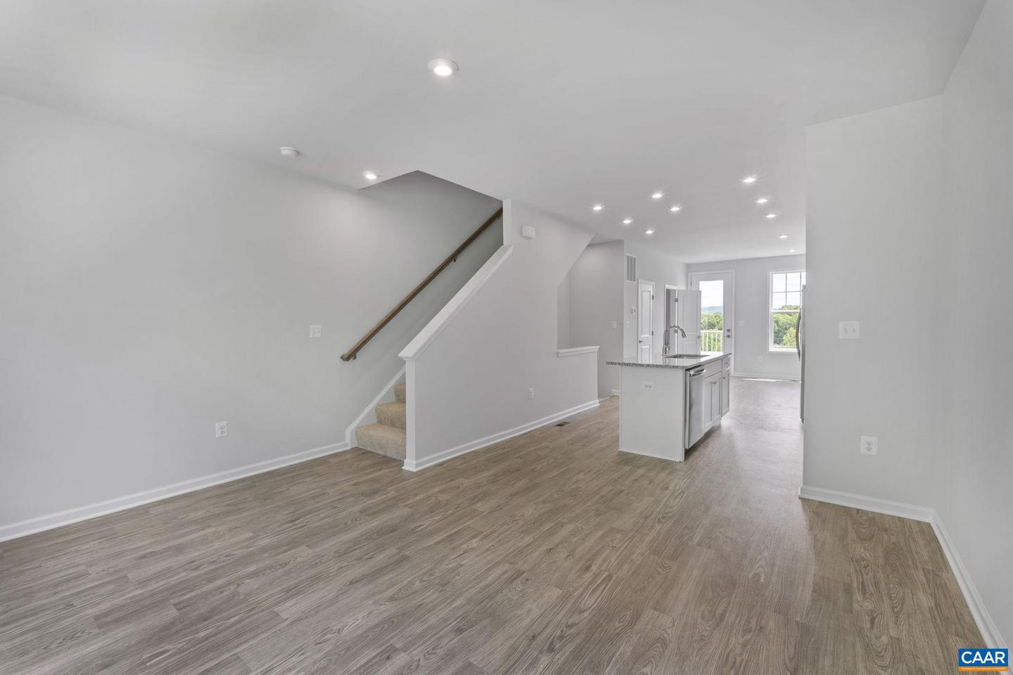 2263 WOODBURN RD, CHARLOTTESVILLE, Virginia 22901, 2 Bedrooms Bedrooms, ,2 BathroomsBathrooms,Residential,For sale,2263 WOODBURN RD,666747 MLS # 666747