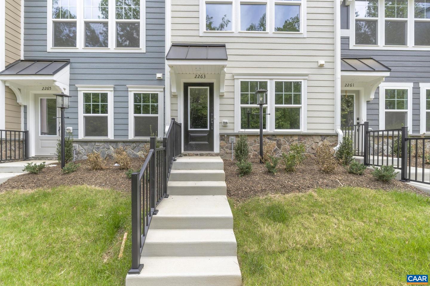 2265 WOODBURN RD, CHARLOTTESVILLE, Virginia 22901, 2 Bedrooms Bedrooms, ,2 BathroomsBathrooms,Residential,For sale,2265 WOODBURN RD,666750 MLS # 666750