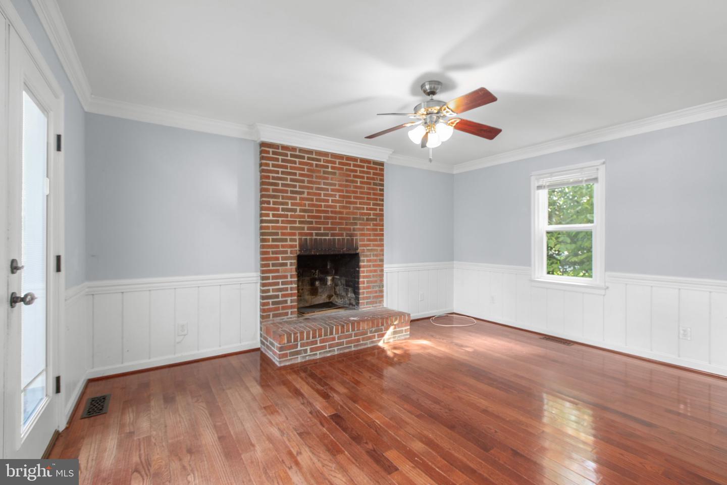 12218 CORTER AVE, FREDERICKSBURG, Virginia 22407, 3 Bedrooms Bedrooms, ,2 BathroomsBathrooms,Residential,For sale,12218 CORTER AVE,VASP2034698 MLS # VASP2034698
