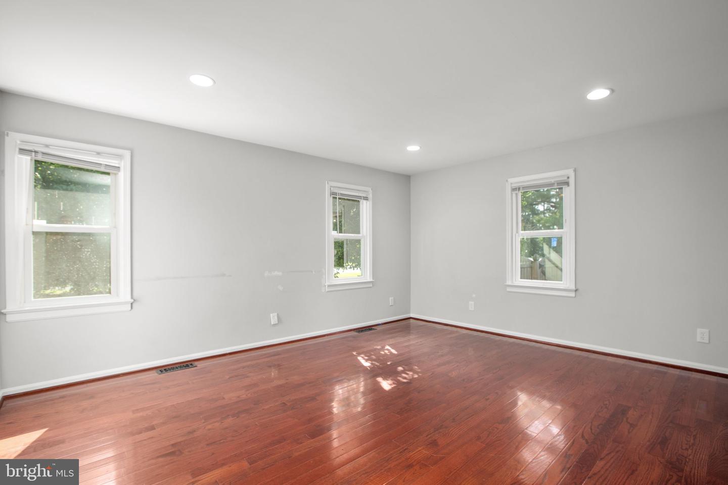 12218 CORTER AVE, FREDERICKSBURG, Virginia 22407, 3 Bedrooms Bedrooms, ,2 BathroomsBathrooms,Residential,For sale,12218 CORTER AVE,VASP2034698 MLS # VASP2034698