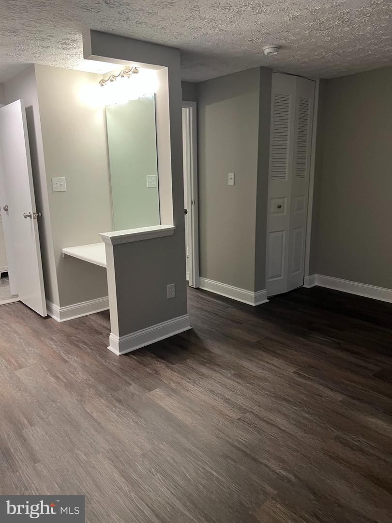 8442 SUGAR CREEK LN, SPRINGFIELD, Virginia 22153, 2 Bedrooms Bedrooms, ,1 BathroomBathrooms,Residential,For sale,8442 SUGAR CREEK LN,VAFX2255850 MLS # VAFX2255850