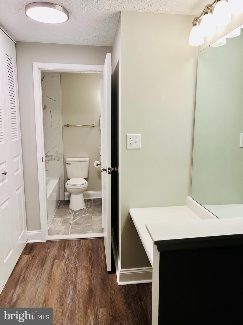 8442 SUGAR CREEK LN, SPRINGFIELD, Virginia 22153, 2 Bedrooms Bedrooms, ,1 BathroomBathrooms,Residential,For sale,8442 SUGAR CREEK LN,VAFX2255850 MLS # VAFX2255850