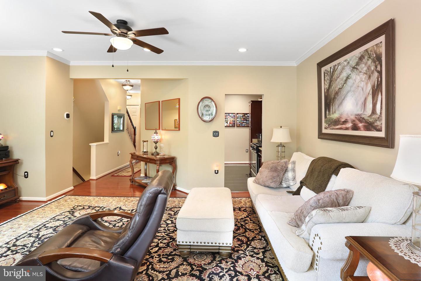 586 LILAC TER NE, LEESBURG, Virginia 20176, 3 Bedrooms Bedrooms, ,2 BathroomsBathrooms,Residential,For sale,586 LILAC TER NE,VALO2102334 MLS # VALO2102334