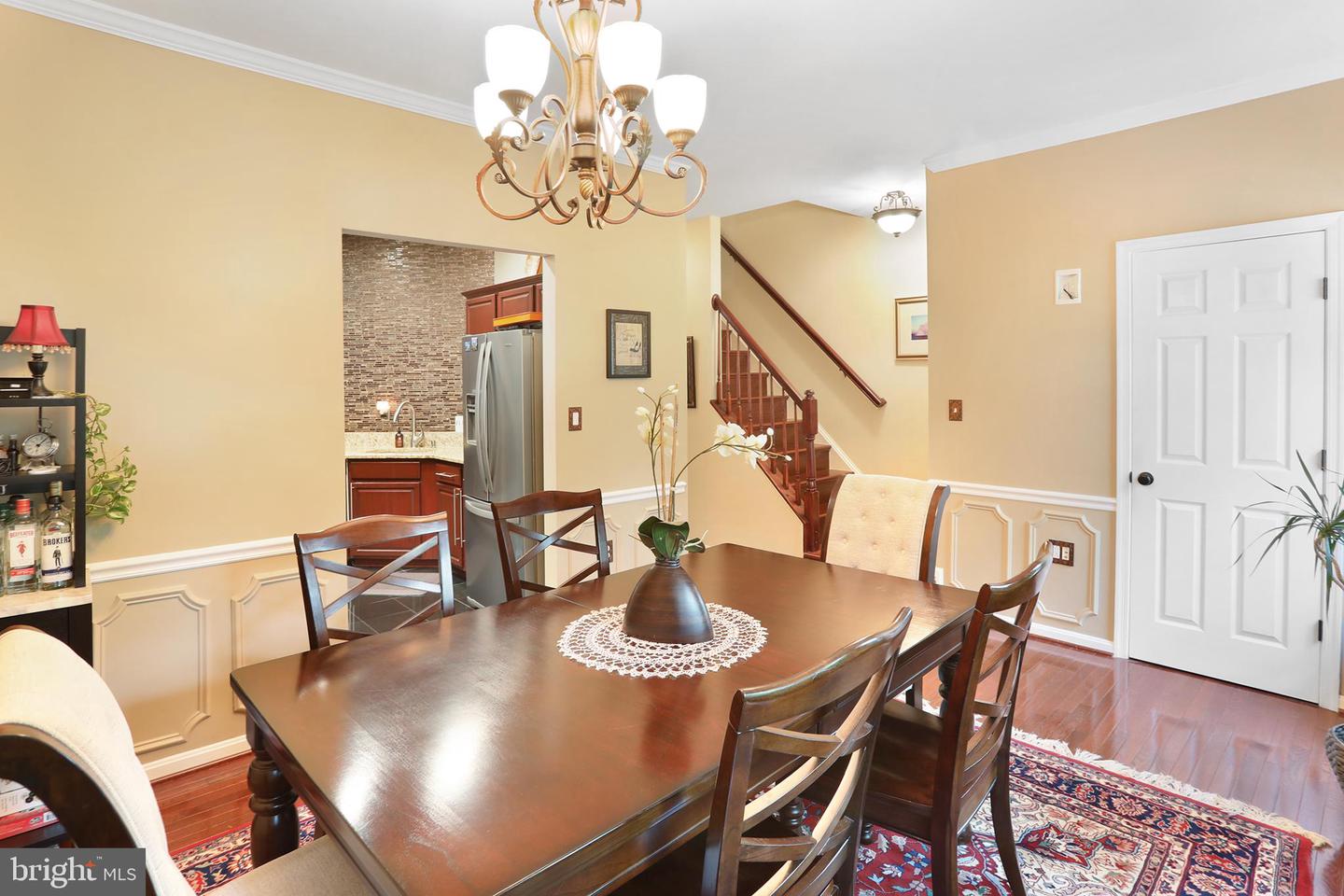 586 LILAC TER NE, LEESBURG, Virginia 20176, 3 Bedrooms Bedrooms, ,2 BathroomsBathrooms,Residential,For sale,586 LILAC TER NE,VALO2102334 MLS # VALO2102334