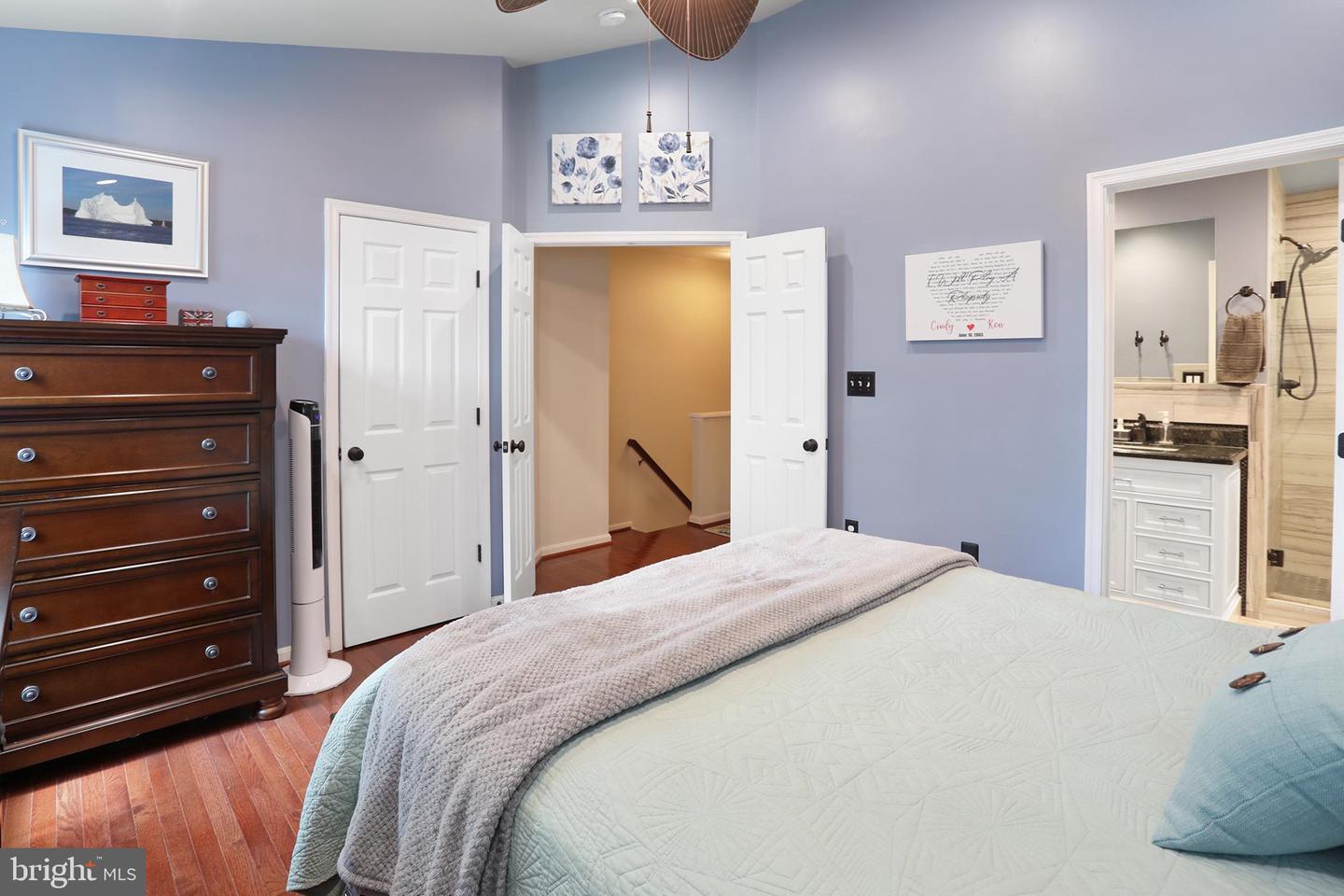 586 LILAC TER NE, LEESBURG, Virginia 20176, 3 Bedrooms Bedrooms, ,2 BathroomsBathrooms,Residential,For sale,586 LILAC TER NE,VALO2102334 MLS # VALO2102334