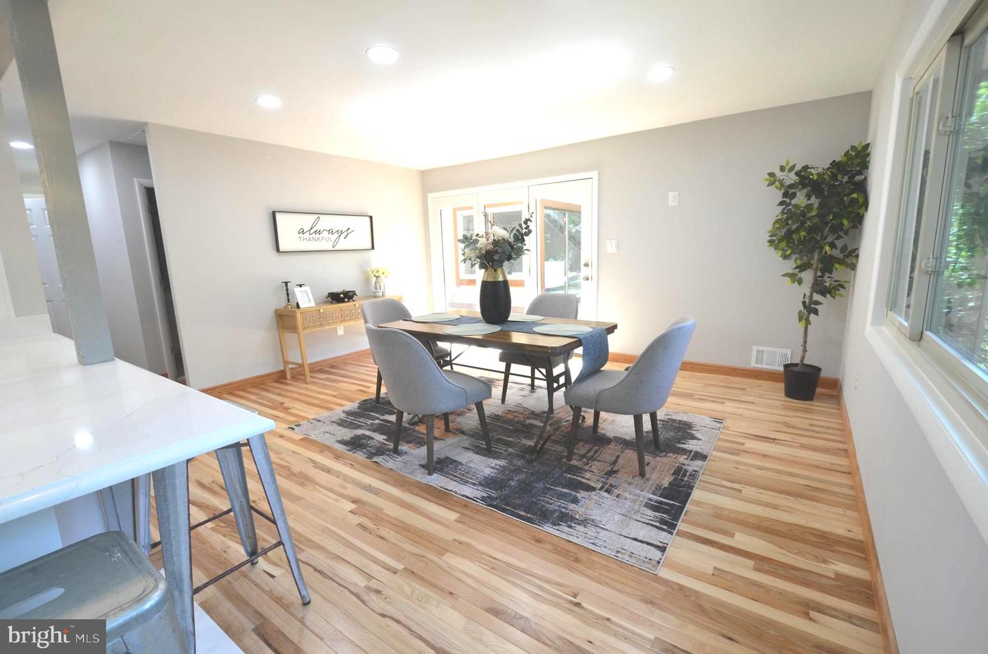 10601 FIESTA RD, FAIRFAX, Virginia 22032, 4 Bedrooms Bedrooms, ,2 BathroomsBathrooms,Residential,For sale,10601 FIESTA RD,VAFX2255886 MLS # VAFX2255886
