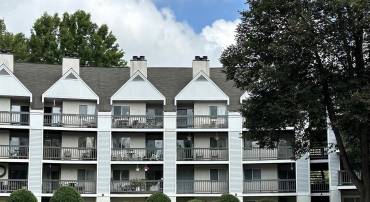 1243 CEDARS CT #B5, CHARLOTTESVILLE, Virginia 22901, ,1 BathroomBathrooms,Residential,For sale,1243 CEDARS CT #B5,666817 MLS # 666817