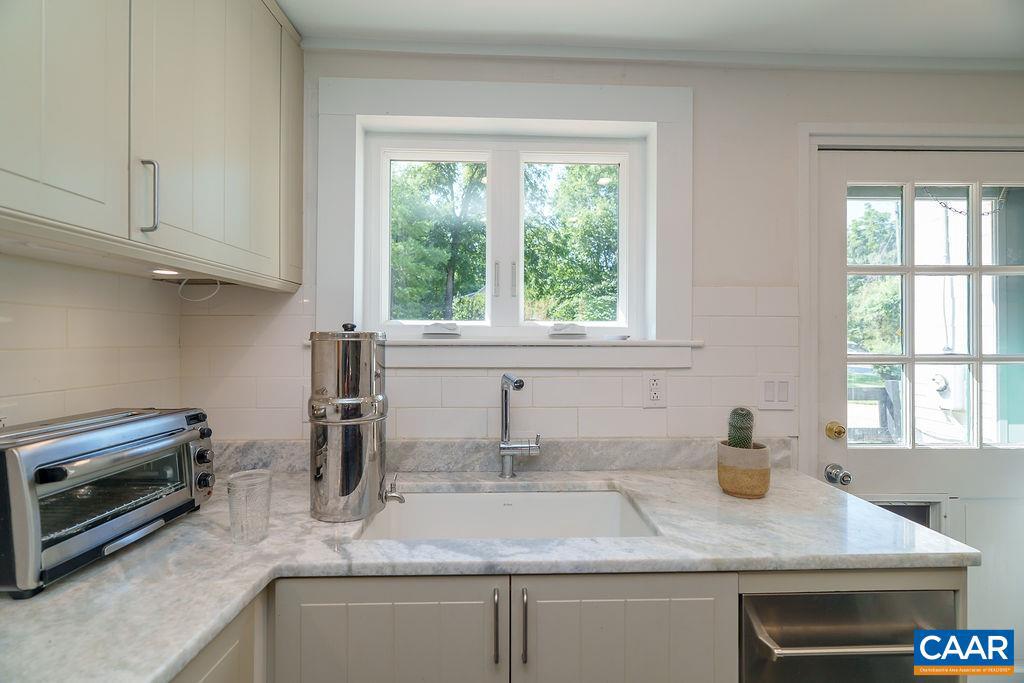 6654 PLANK RD, CHARLOTTESVILLE, Virginia 22903, 3 Bedrooms Bedrooms, ,2 BathroomsBathrooms,Residential,For sale,6654 PLANK RD,666819 MLS # 666819
