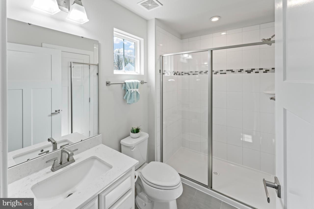 2 KNOB CREEK CT, STAFFORD, Virginia 22556, 5 Bedrooms Bedrooms, ,5 BathroomsBathrooms,Residential,For sale,2 KNOB CREEK CT,VAST2037100 MLS # VAST2037100