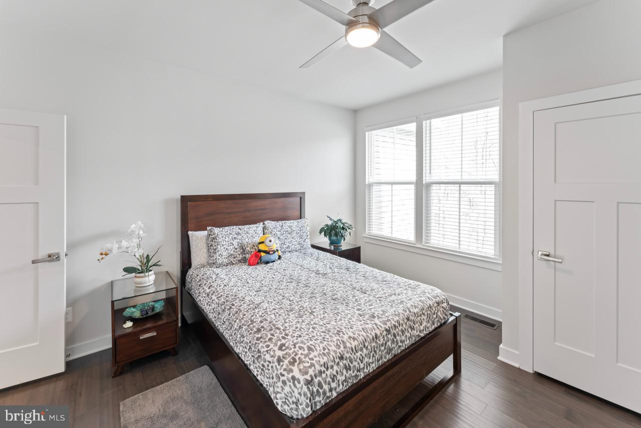 2 KNOB CREEK CT, STAFFORD, Virginia 22556, 5 Bedrooms Bedrooms, ,5 BathroomsBathrooms,Residential,For sale,2 KNOB CREEK CT,VAST2037100 MLS # VAST2037100